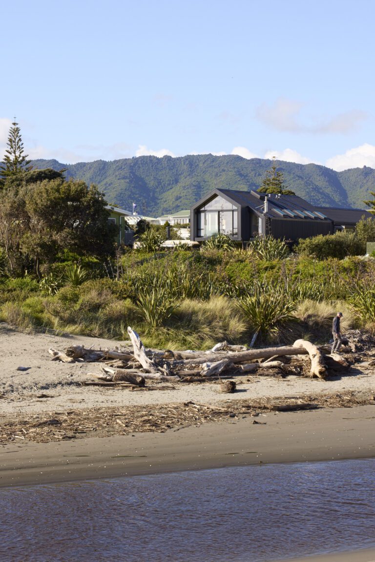 Kapiti Coast House_Site context from north west_10