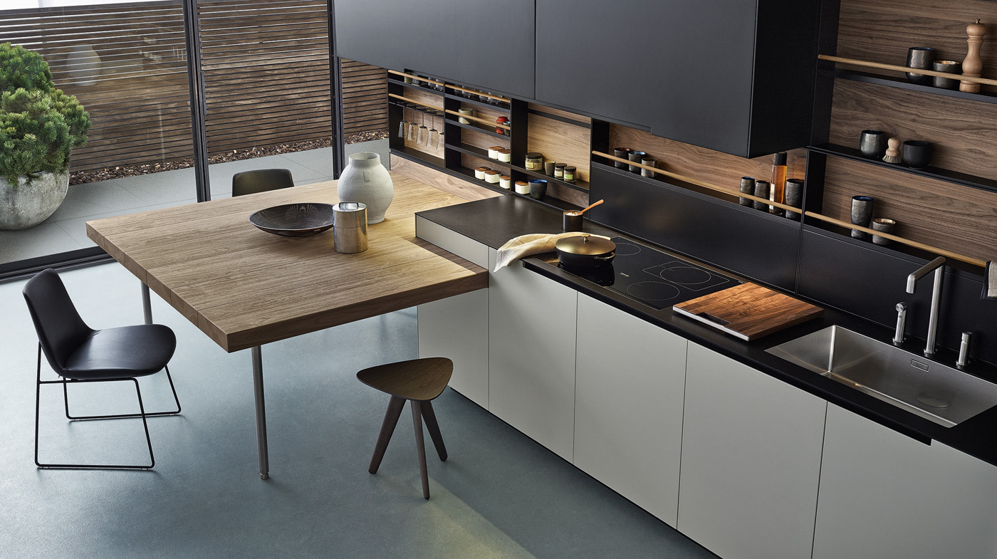 The 'Phoenix' kitchen by Varenna from Studio Italia, one of the destinations on our Kitchen Day 2015. 