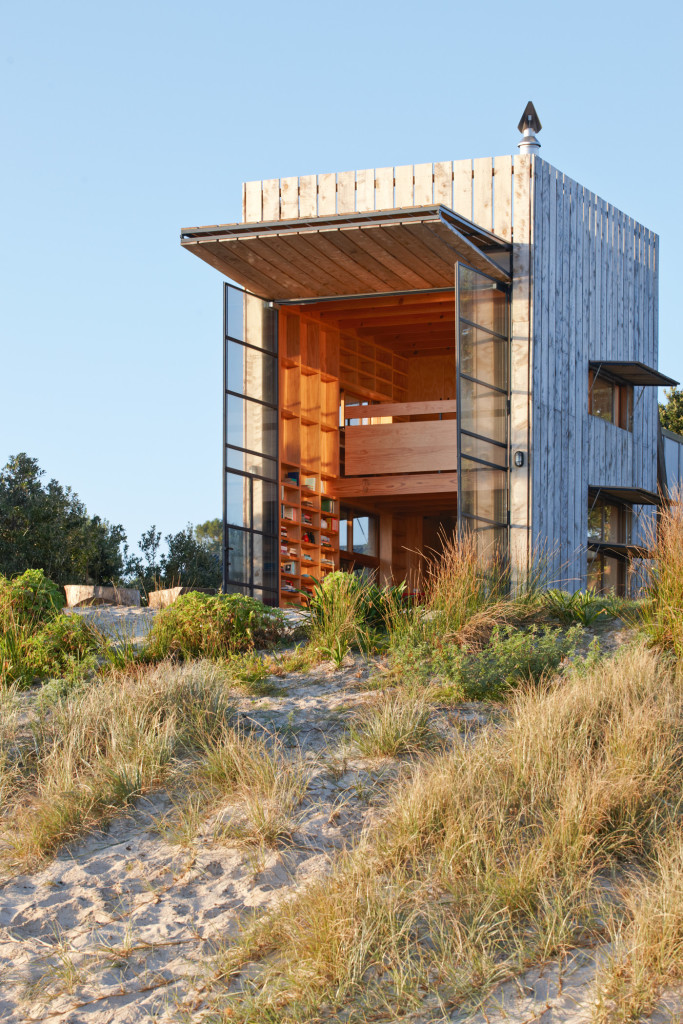 This tiny cabin in the Coromandel is an incredible answer to a bach