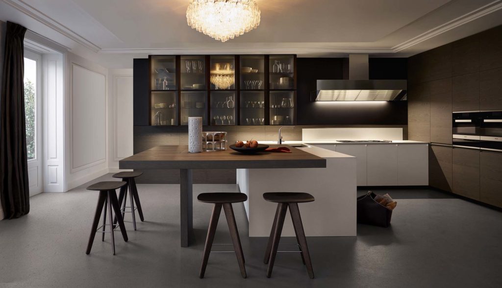 The 'Trail' kitchen by Carlo Colombo for Varenna, one of the many designs offered by Studio Italia at our kitchen day.