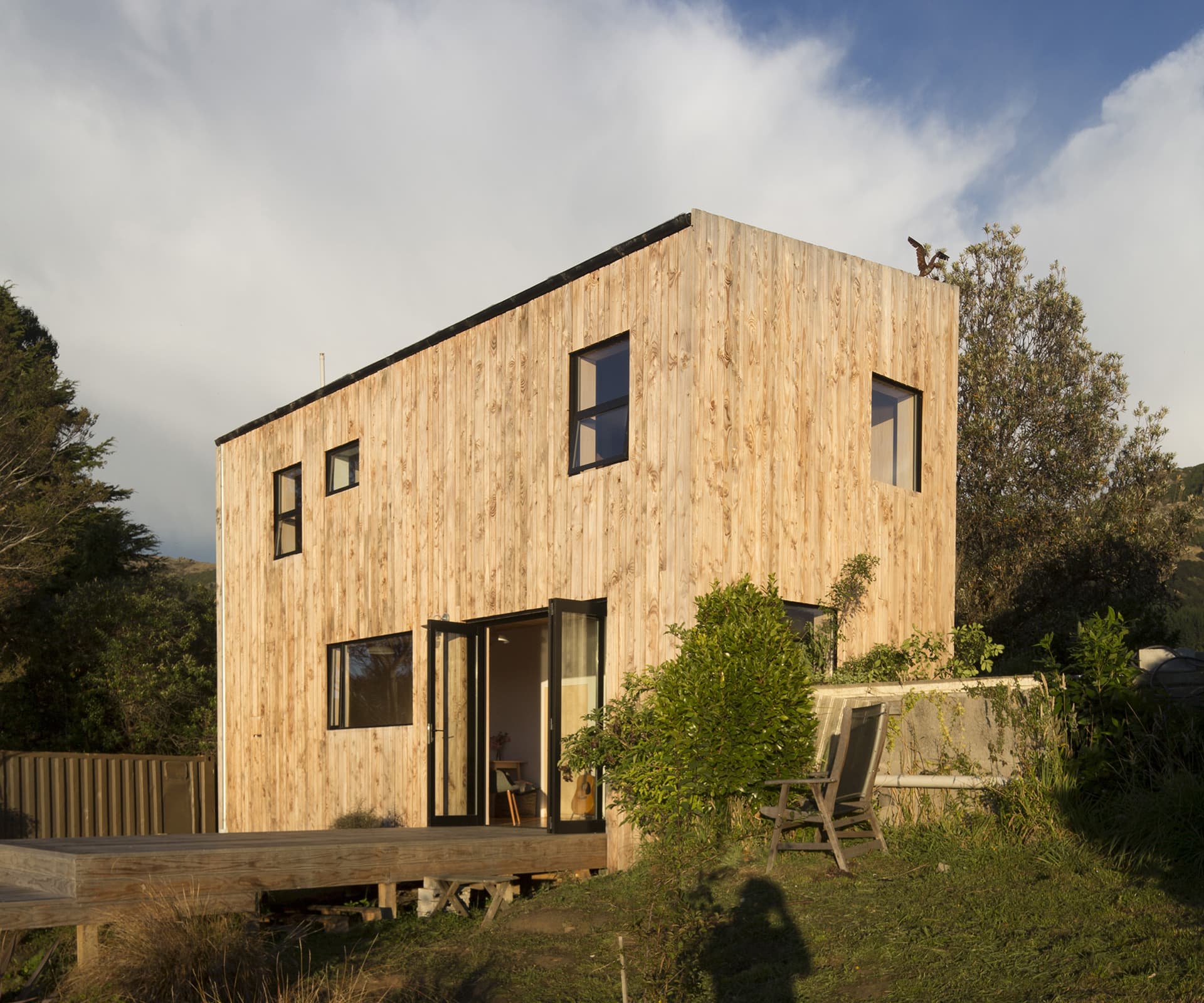 A little studio on Banks Peninsula with a big story HOME Magazine