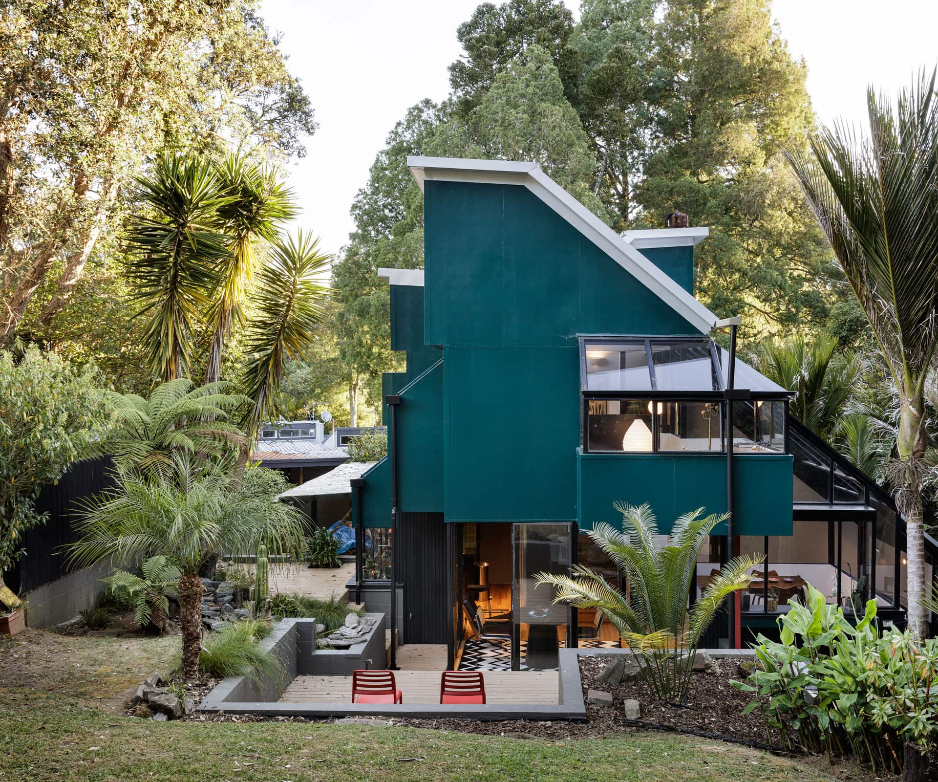 A Classic 1970s Home In The Bush Is