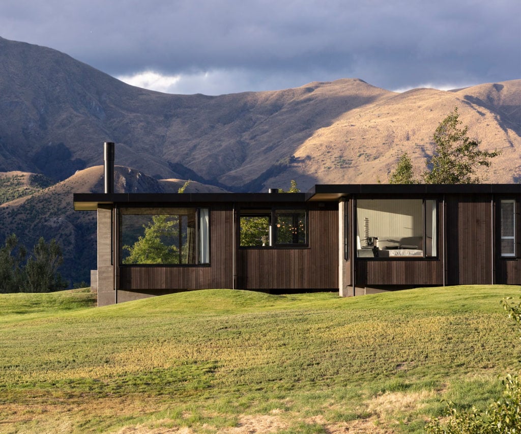 This family's Central Otago build was inspired by mid-century modernism